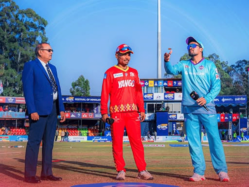 लुम्बिनीविरुद्ध पहिला ब्याटिङ गर्दै काठमान्डु