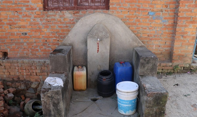 एक गाग्री पानी ल्याउन साढे २ घण्टा