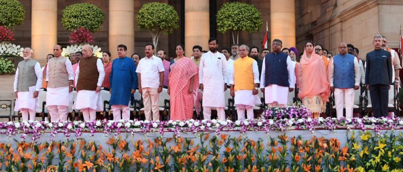 भारतमा  फेरि मोदीको पल्ला भारी, यस्तो छ कंग्रेस पछि पर्नुको कारण