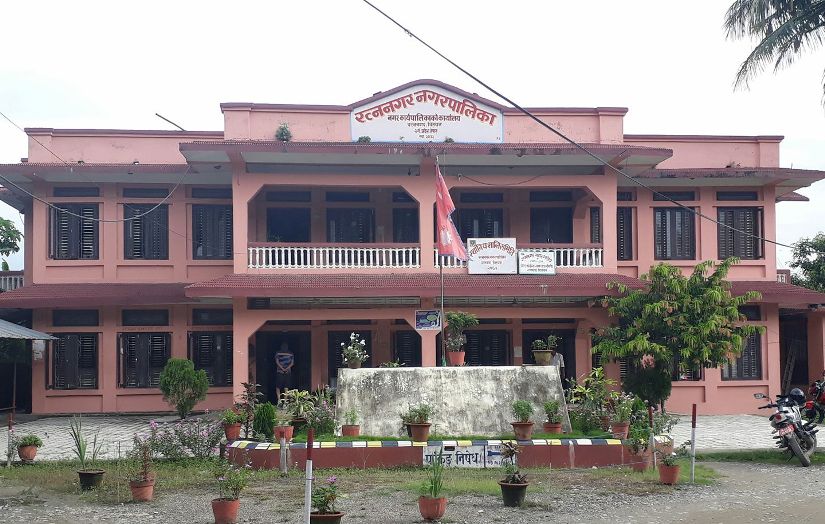 रत्ननगरमा आचारसंहिता : जनप्रतिनिधिले नगरपालिकाभित्र खुड्का खान नपाउने