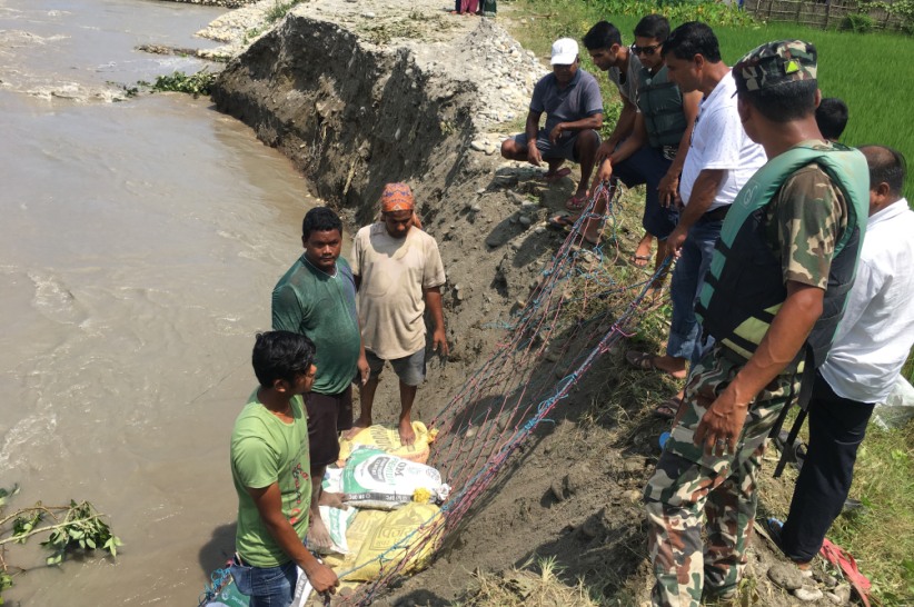 प्रमुख दाहालको सक्रियतामा  नियन्त्रणमा आयो नारायणी नदी कटान