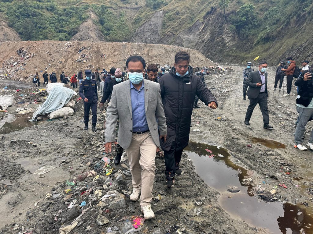 बञ्चरेडाँडामा फोहोर फाल्न जुट्यो सहमति