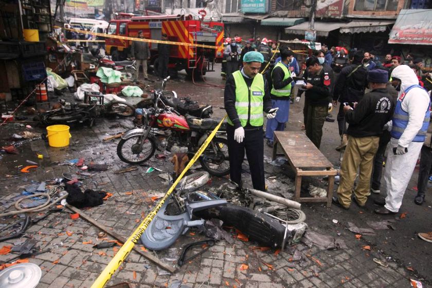 पाकिस्तानको लाहोरमा बम विष्फोट : ३ जनाको मृत्यु, २० भन्दा बढी घाईते