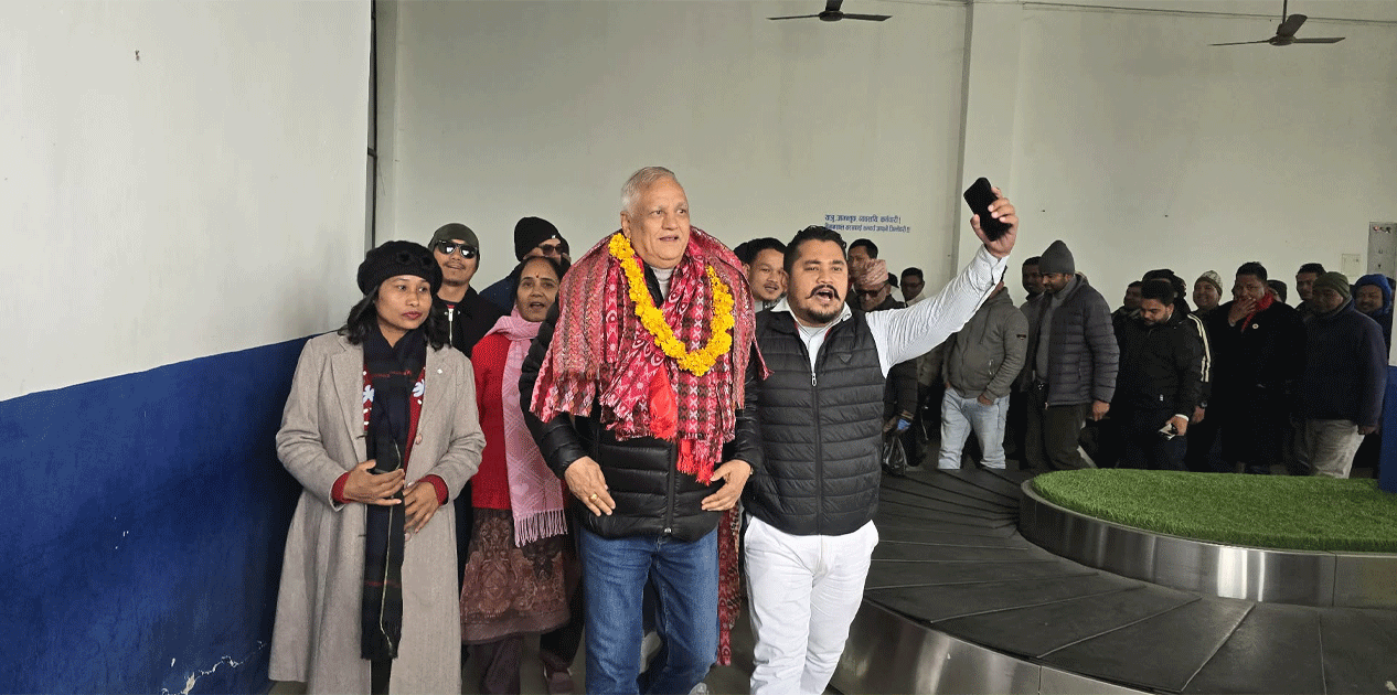 निर्वाचनमा काँग्रेस, एमाले र नेकपा मिलेर जाने विषयमा छलफल भइरहेको छ: लेखराज भट्ट