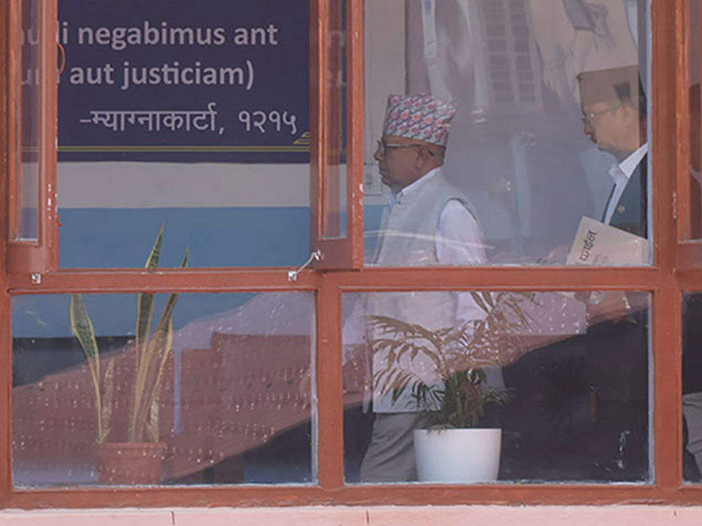 सकियो माधव नेपालको मुद्दामा थुनछेक बहस