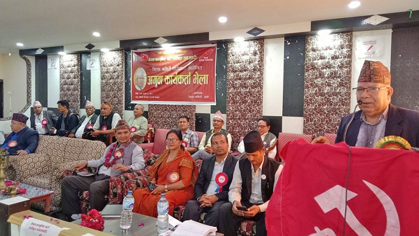 सबै निर्वाचन क्षेत्रमा उम्मेदवारी दिन्छौं : माधव नेपाल