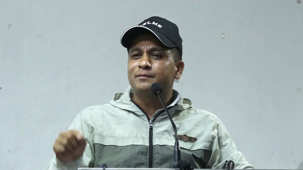 विद्यार्थी संगठन खारेज गर्नेकुरा सह्य हुँदैन, आवश्यक परे लोगो फुकालेर सडकमा आउँछुः सांसद महर