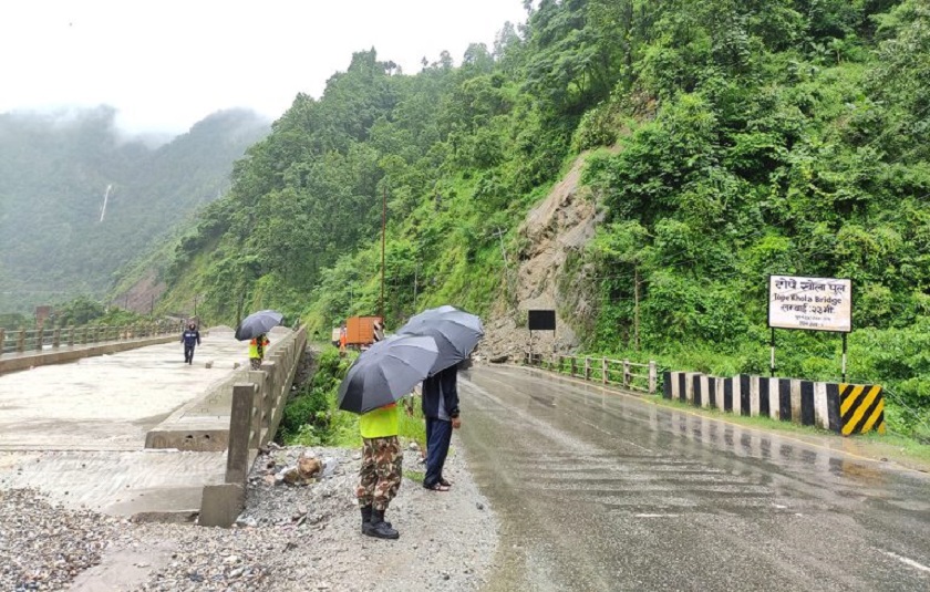 वर्षामा समस्यारहित बनाउने प्रयासमा नारायणगढ–मुग्लिन सडकखण्ड