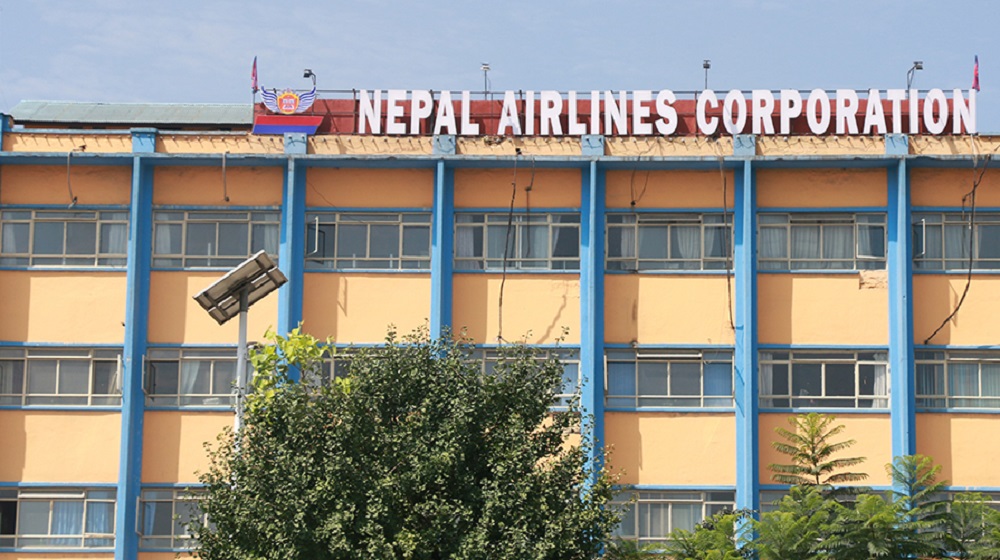 नेपाल वायु सेवा निगमले माग्यो करार सेवामा ४४ कर्मचारी