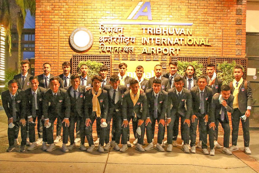 एसियन कप क्वालिफायरको लागि नेपाली फुटबल टोली कतार प्रस्थान