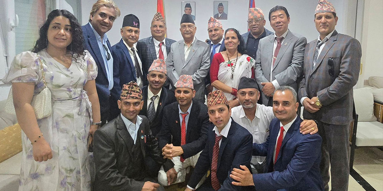प्रधानमन्त्रीसँग प्रवासी नेपाली मञ्चको अन्तरक्रिया : स्वदेश फर्किएर विकास र समृद्धिमा सघाउन आग्रह