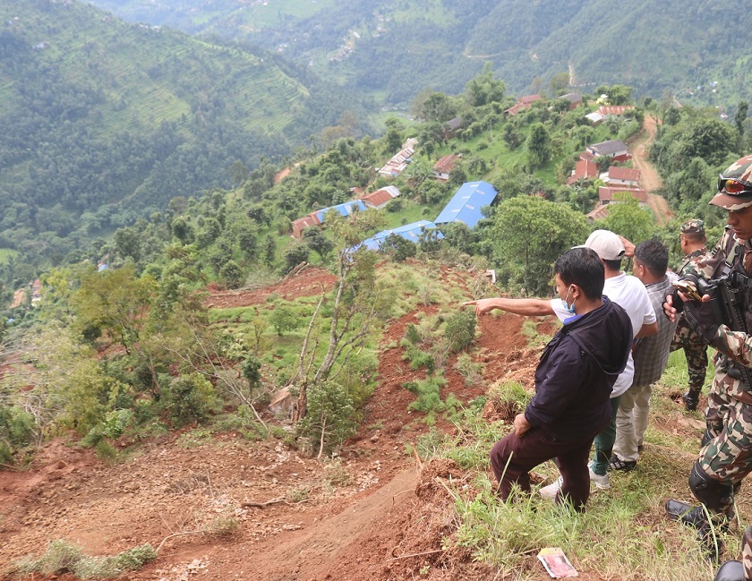 पहिरोमा पुरिएर हुम्लामा चार जनाको मृत्यु, पाँच घाइते