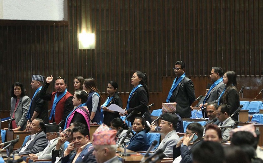 संसदबाट बाहिरियो राप्रपा र रास्वपा