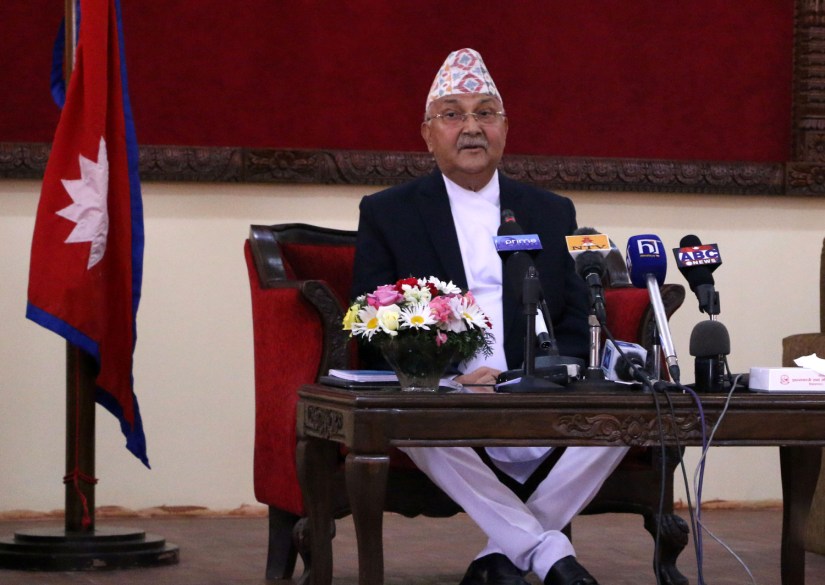 म र प्रचण्डबीचको दुरी काठमाडौंमा भन्दा बाकुमा हुँदा टाढा भएको हो : प्रधानमन्त्री ओली