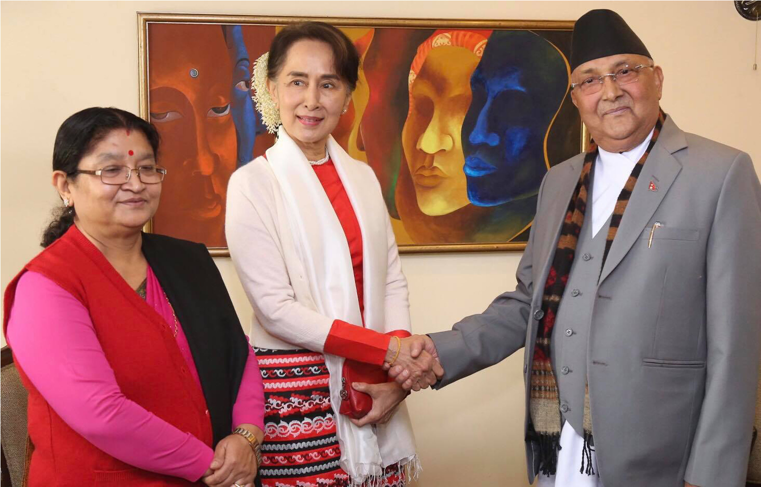 आलोचनाको घेराबाट माथि उठ्न नेपालको साथ माग्दै सुकी