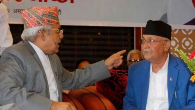 "संविधान संशोधन गर्नुस्, दुवै प्रधानमन्त्री बन्नुस्"
