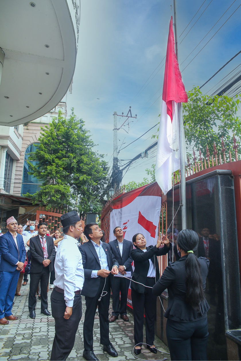 गणतन्त्र इन्डोनोसियाको ७७औँ स्वतन्त्रता दिवसको अवसरमा काठमाडौँमा झण्डोत्तलन