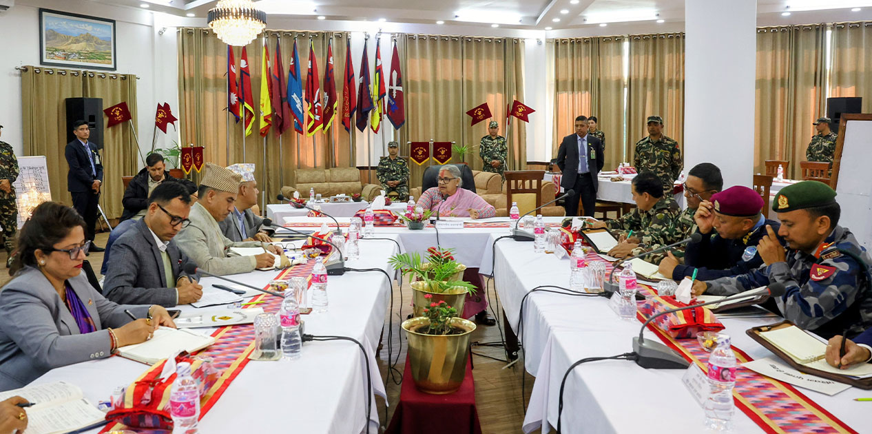 प्रधानमन्त्रीद्वारा गण्डकी प्रदेशमा निर्वाचन तयारीको स्थलगत अनुगमन