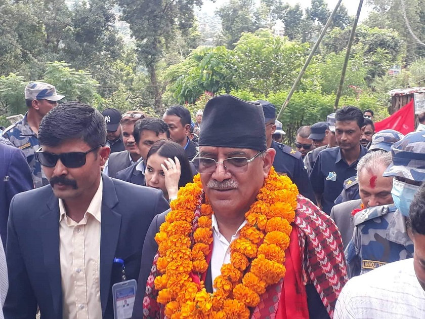 चुनाव प्रशिक्षणको लागि गोरखा पुगे प्रचण्ड