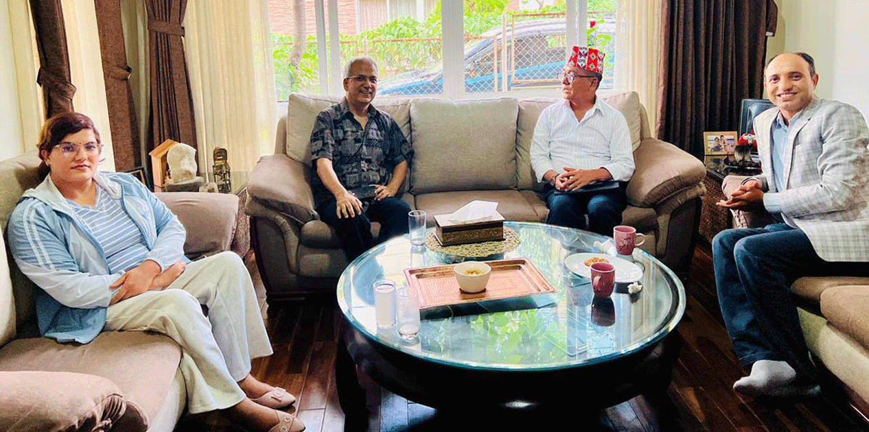 रवीन्द्र मिश्रलाई भेट्न घरमै पुगे लिङदेन