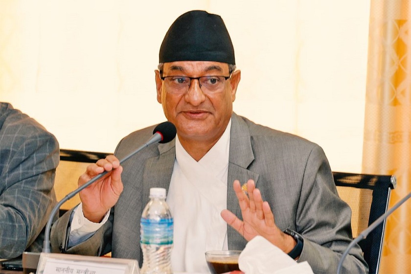 गैरआवासीय नेपालीको माग सम्बोधन गर्न बेग्लै विधेयक आवश्यक पर्छ : गृहमन्त्री लेखक