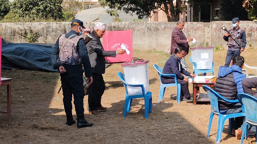 लुम्बिनीमा सकियो मतदान, स्थानीय तहका दुई उपाध्यक्ष मात्र अनुपस्थित