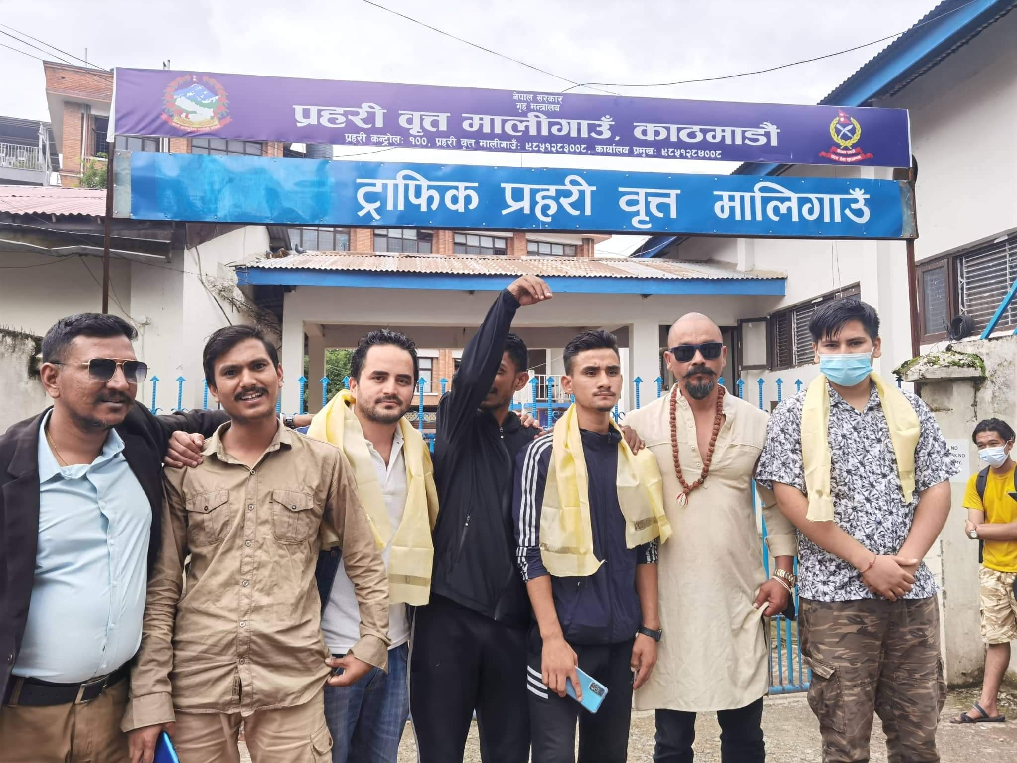 प्रधानमन्त्रीविरुद्ध नाराबाजी गर्ने युवा छुटे