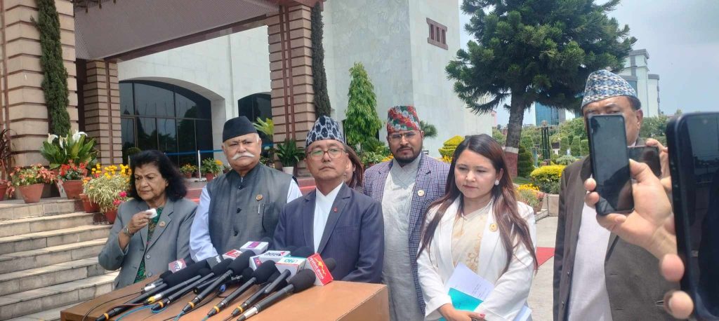 राप्रपाद्वारा आज पनि संसद बहिष्कार