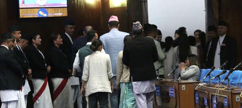 रास्वपा र राप्रपाले आज पनि गरे बैठक बहिष्कार