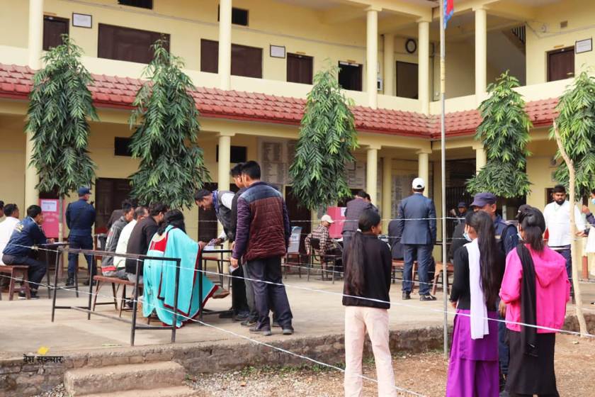 स्ववियु निर्वाचन : दाङमा कडा सुरक्षा व्यवस्थाका साथ मतदान सुरु