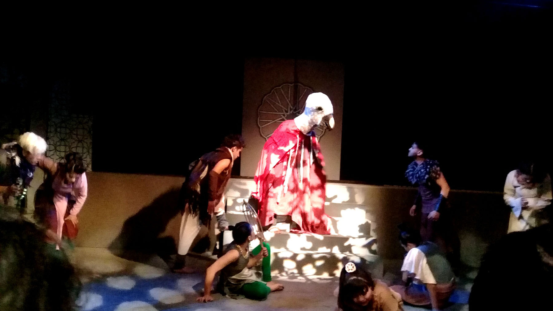राजधानीमा नाटक ‘चराको सम्मेलन’