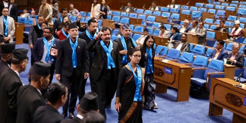 प्रतिनिधिसभाको बैठकमा आज पनि रास्वपाको नाराबाजी, बजेटमाथिको छलफल जारी