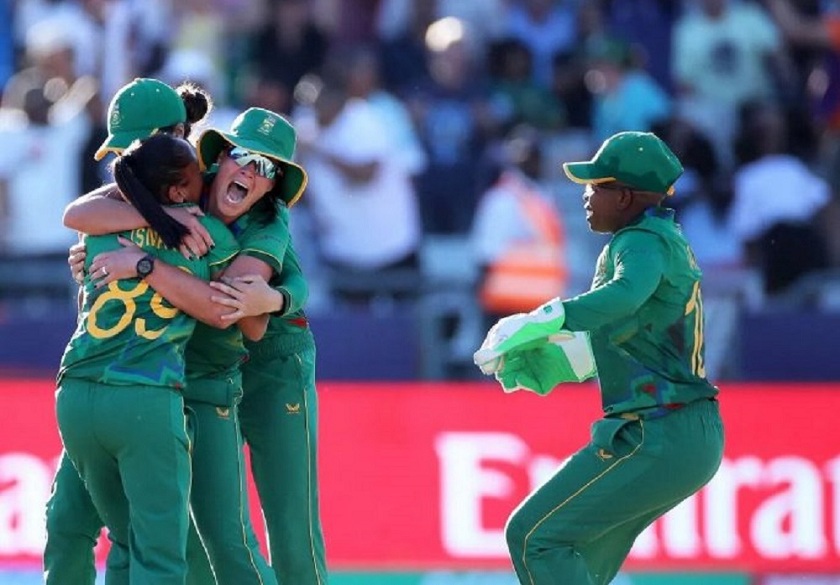 विश्वकप क्रिकेट: दक्षिण अफ्रिका र न्युजिल्याण्ड भिड्दै