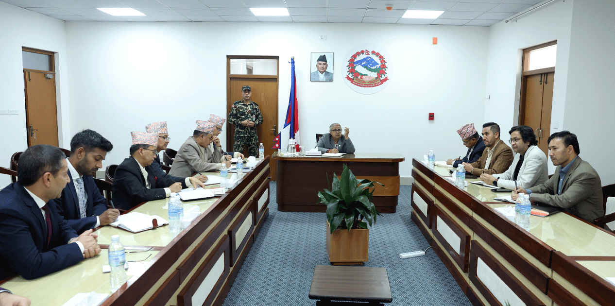 राहदानी सम्बन्धमा कुनै समस्या नहुने गरी काम गर्न प्रधानमन्त्री कार्कीको निर्देशन