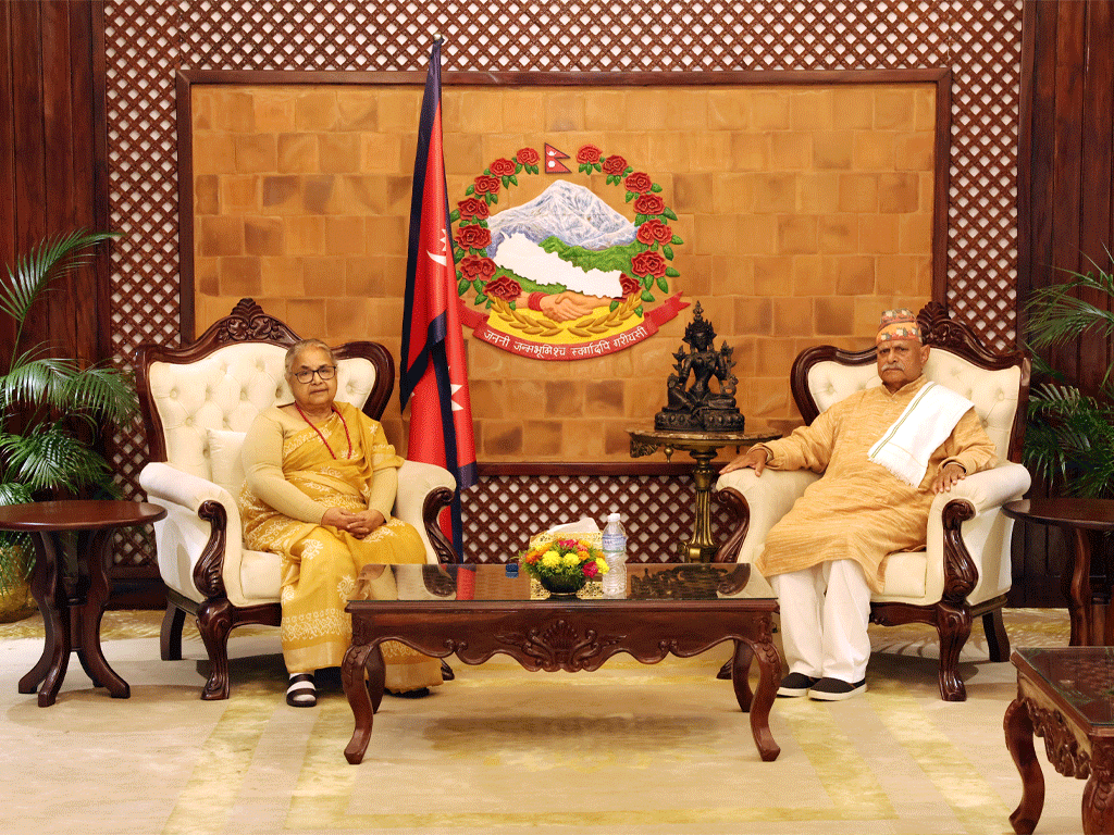 प्रधानमन्त्री कार्की र पूर्वराष्ट्रपति यादवबीच भेटवार्ता