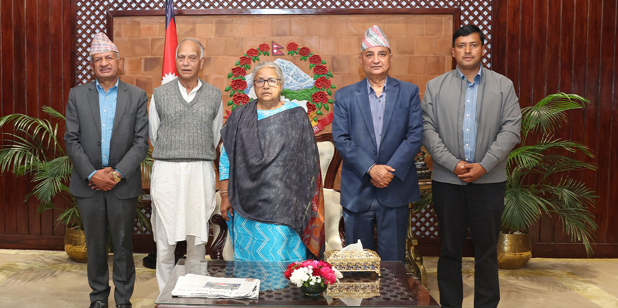 शान्तिपूर्ण निर्वाचन सम्पन्न गर्न सहयोग गरेको भन्दै प्रधानमन्त्री कार्कीद्वारा एमाले नेतृत्वलाई धन्यवाद