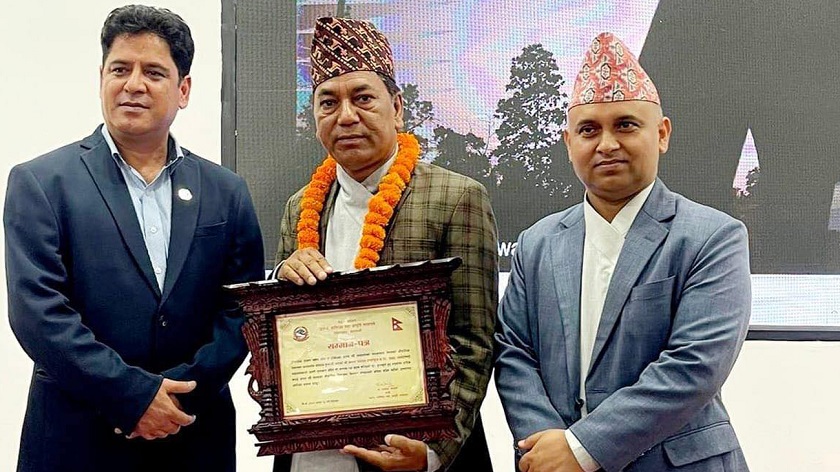 रुपन्देहीको आवास इण्डष्ट्रिजले प्राप्त गर्‍यो नवप्रवर्तनकारी उद्यमी पुरस्कार