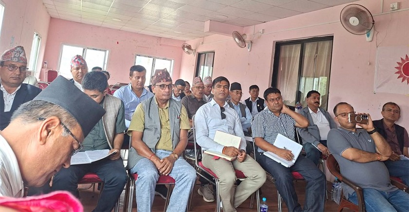 बागमती प्रदेशका दुई जिल्ला अध्यक्ष मात्रै ओलीको पक्षमा !