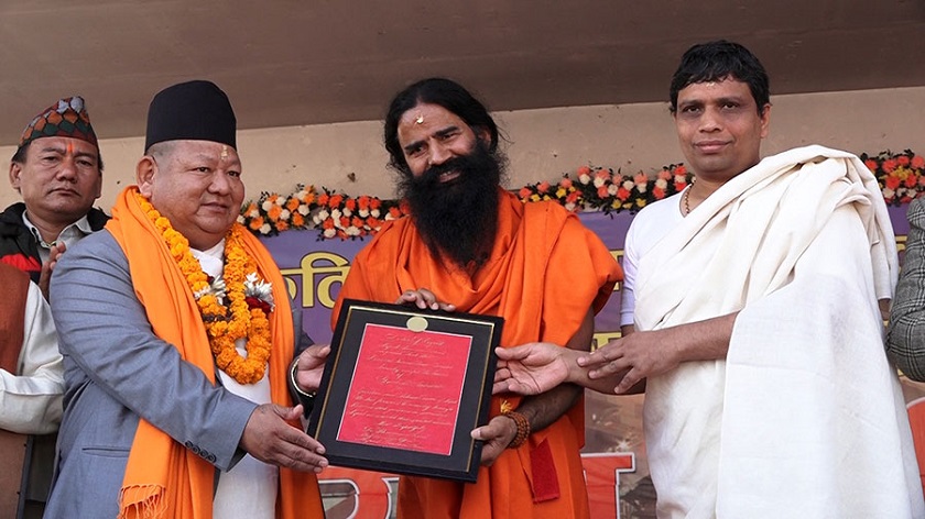 रामदेव र बालकृष्णलाई राहत, अवहेलना मुद्धा बन्द