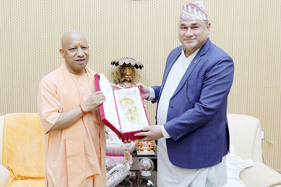 सुदूरपश्चिमका मुख्यमन्त्री र उत्तर प्रदेशका मुख्यमन्त्रीबिच भेटवार्ता