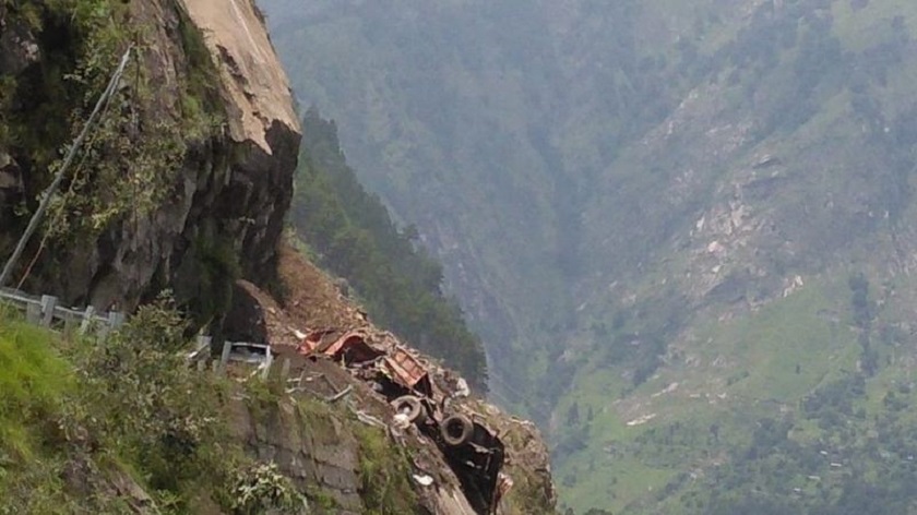 पहिरोमा परी भारतमा कम्तीमा १० जनाको मृत्यु, ६० जना पुरिएको आशङ्का