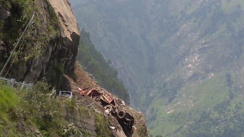 भारतको हिमाचल प्रदेशमा पहिरो, १६ जनाको मृत्यु