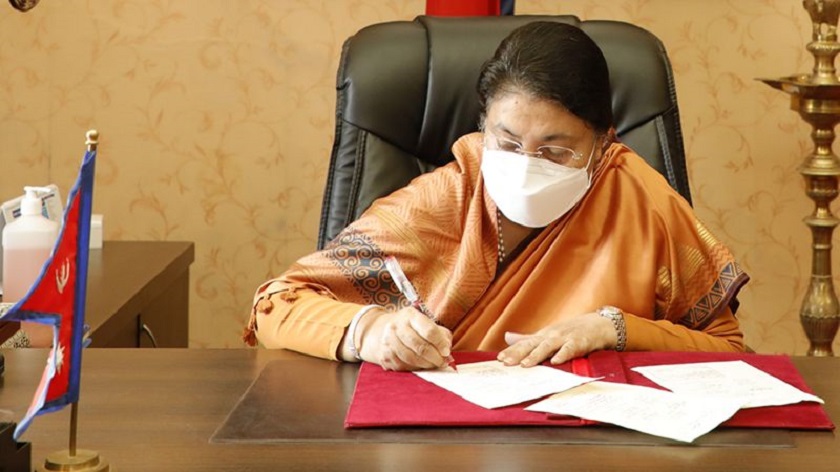 सरकारले ल्याएको दल विभाजनसम्बन्धी अध्यादेशले काँग्रेसदेखि राप्रपासम्म विभाजनको खतरा