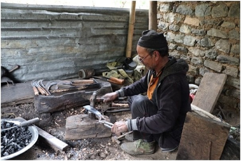 युवायुस्ताले चासो नदिँदा आरन व्यवसाय सङ्कटमा