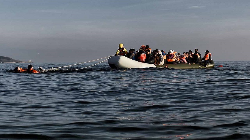 लिबियाबाट युरोप जाँदै गरेको डुङ्गा डुब्दा ६० बढी आप्रवासीको मृत्यु