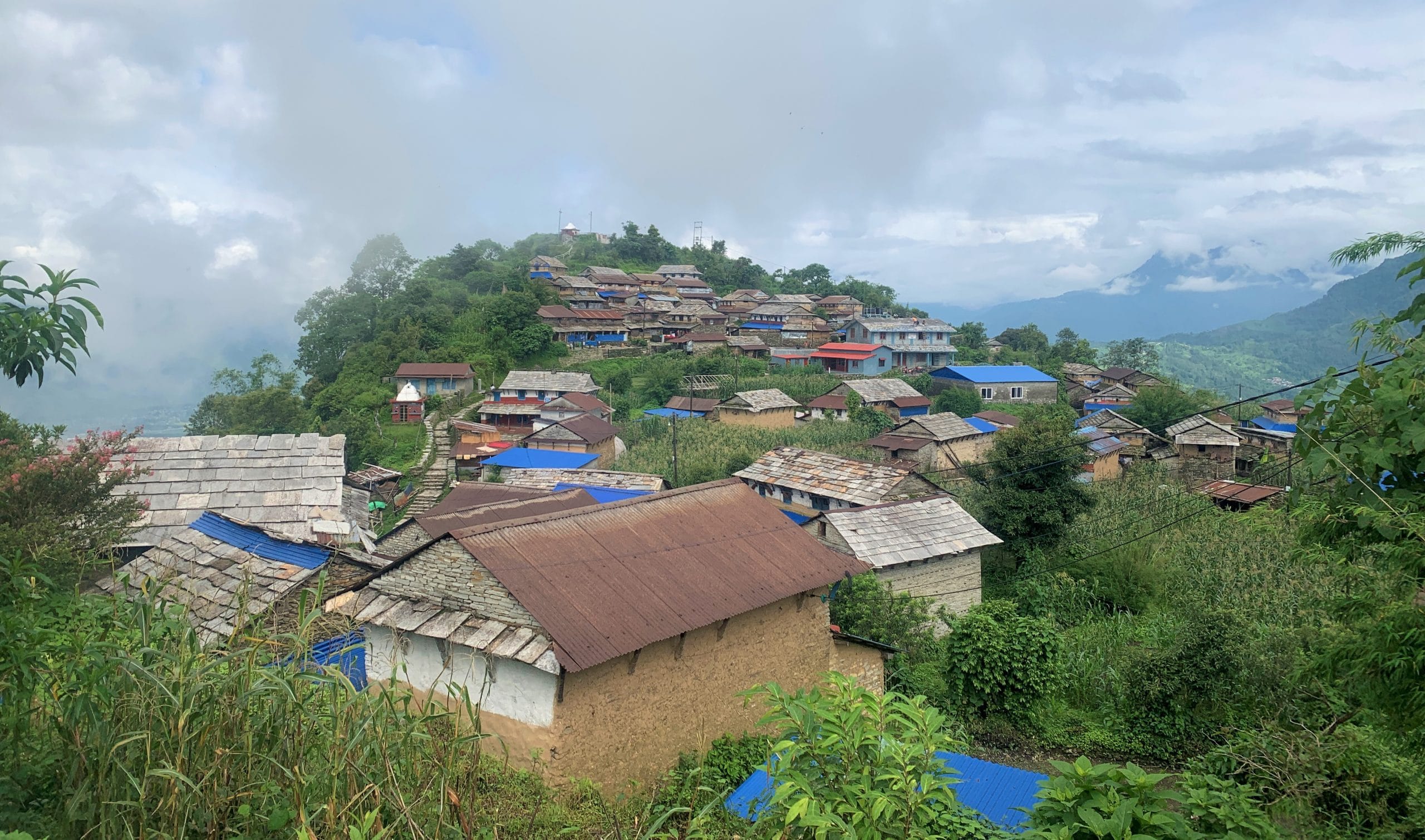 पर्यटक लोभ्याउँदै प्राकृतिक सुन्दरताले भरिपूर्ण अर्मलाकोट गाउँ