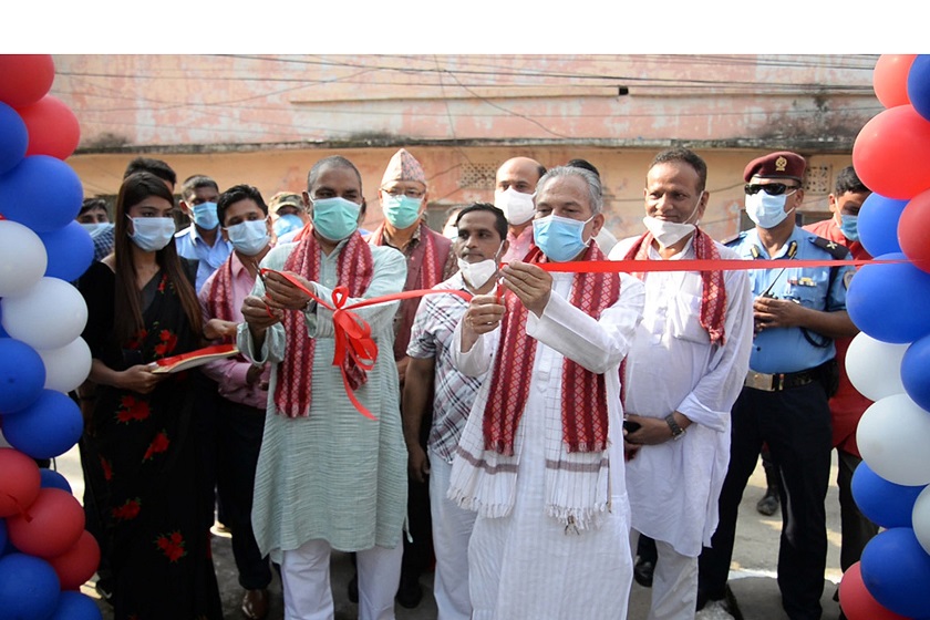 कोरोनाकालमा सञ्चारजगत्ले खेलेको भूमिका प्रशंसनीय छ : पूर्वप्रधानमन्त्री भट्टराई