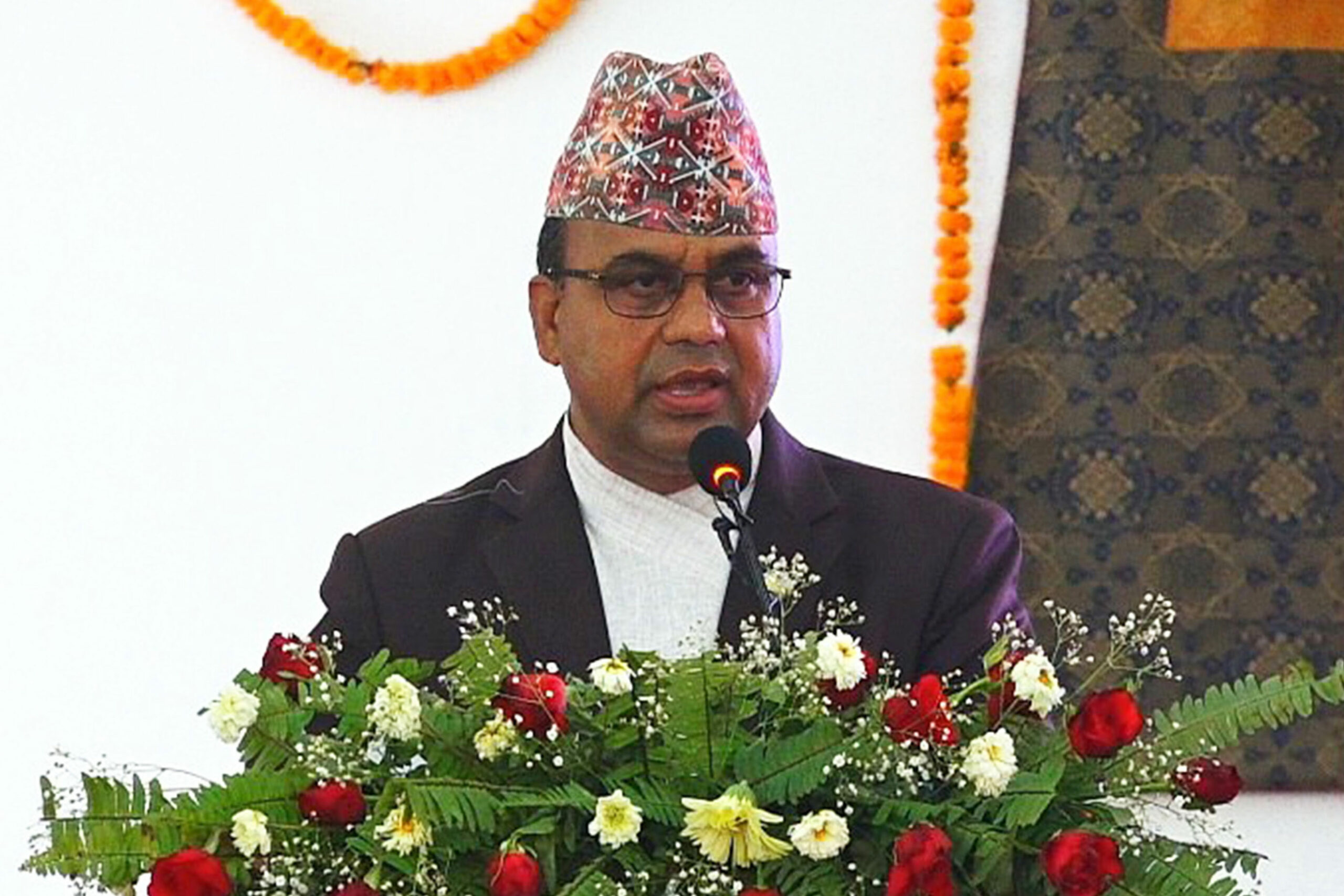 सगरमाथा विश्वको गौरव: मन्त्री पाण्डे
