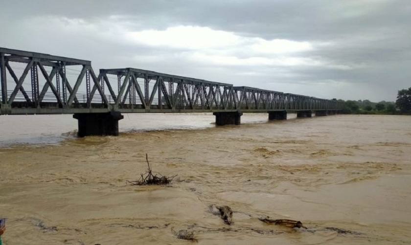 बाँकेमा बस्ती जोगाउन तटबन्ध निर्माण गरिँदै