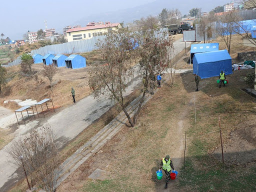 क्वारेन्टाइनमा बस्नेले दिनहुँ रक्सी र मासुभात मागेपछि...